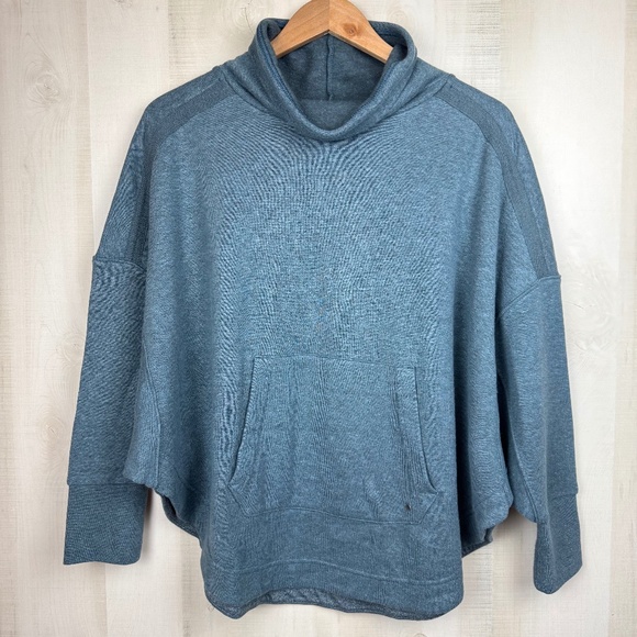 PraNa Women’s Cozy Up Poncho High Neck Batwing Sweatshirt Grey Blue Heather Sz S - Picture 1 of 9